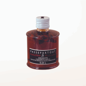 Extra Virgin Olive Oil with Chili Peppers (250ml).